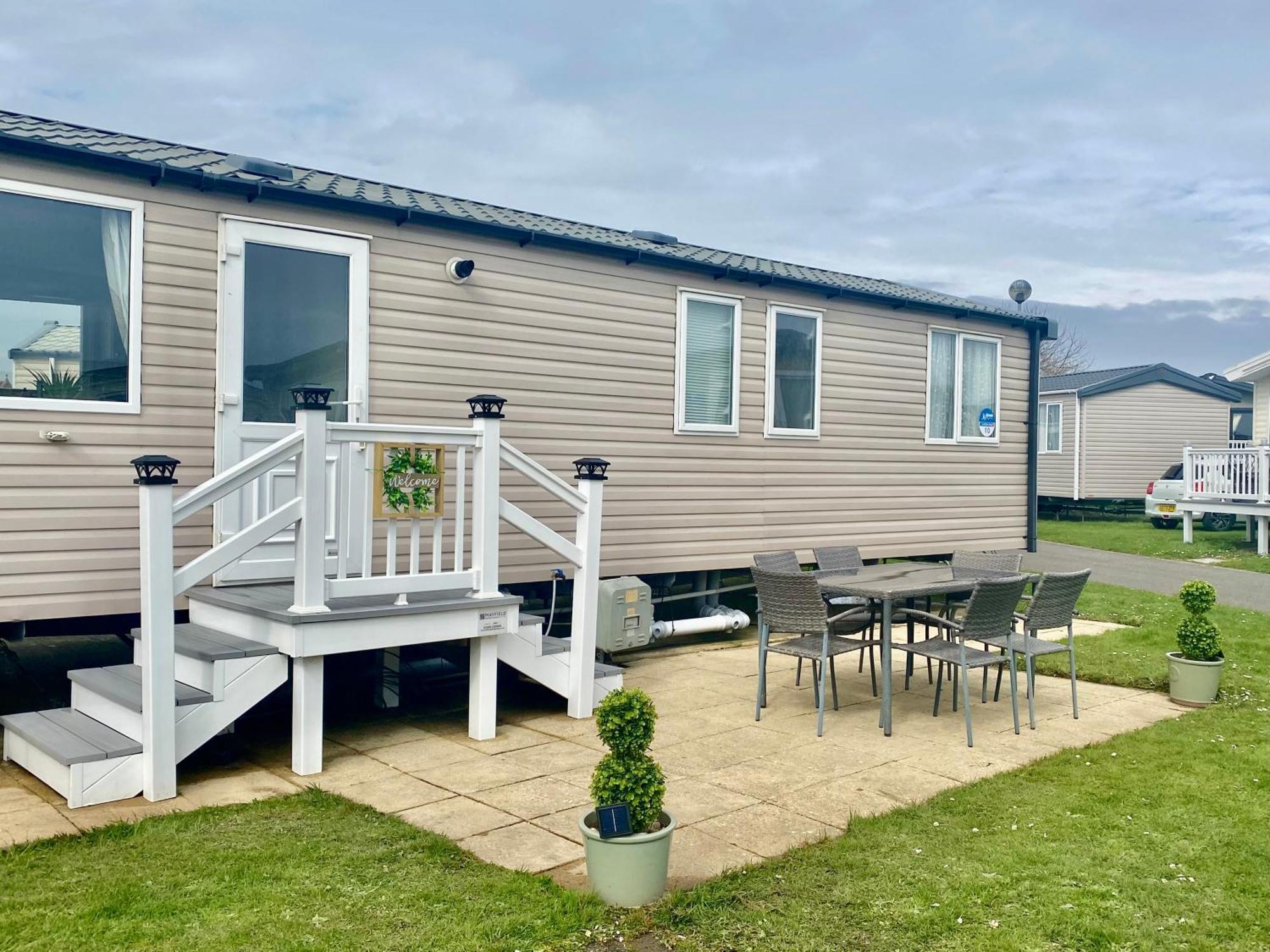 Caravan Church Farm Holiday Village Pagham Eksteriør bilde